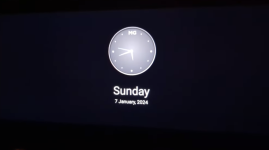 clock screen.png