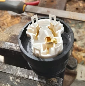 20 amp plug in a 15 amp socket.webp
