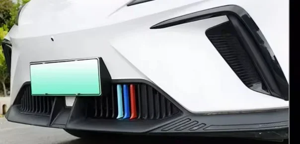 MG4 competition stripes.webp