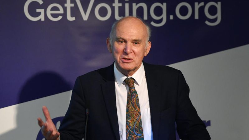 www.euractiv.com